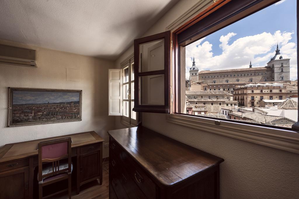 Atico-Terraza Imperial Apartamento Toledo Quarto foto